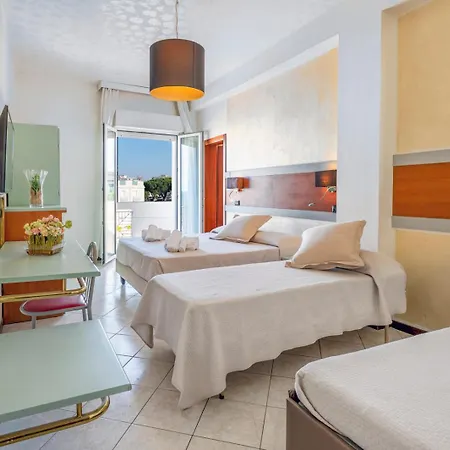 Ξενοδοχείο Vienna 4*